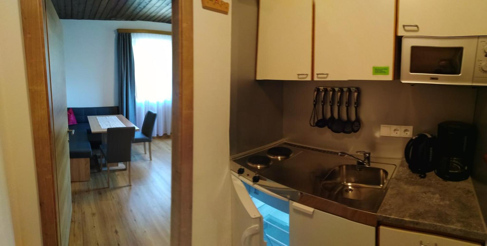 Ferienhaus Regina Werfenweng Ruang foto